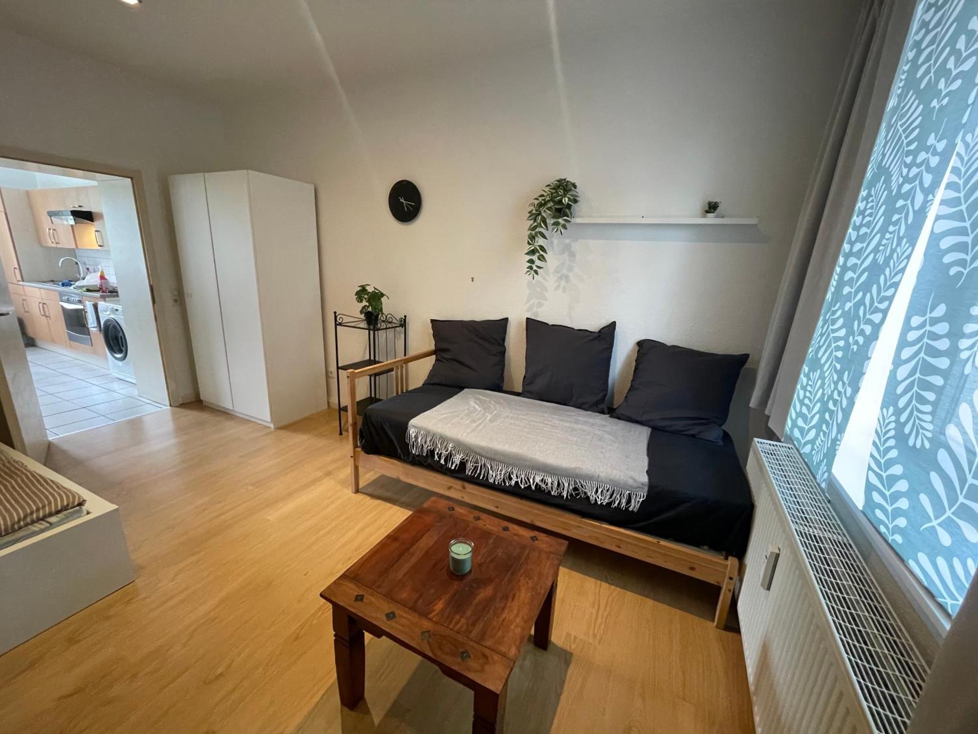 Apartment, Parterre, Für 3 Gäste, Zentral Gelegen, Mitsubishi Halle Apartment Düsseldorf